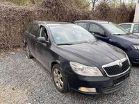 Gebraucht Skoda Octavia Ambiente 122 PS (89 kW) 2009 Schwarzmagic perleffekt Kombi