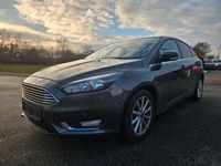 Gebraucht Ford Focus Titanium 125 PS (91 kW) 2017 Grau Limousine