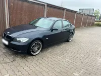 Gebraucht BMW 320 150 PS (110 kW) 2007 Blau Limousine