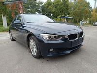 Gebraucht BMW 320 Performance 184 PS (135 kW) 2012 Blau Limousine