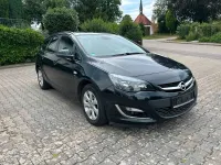 Gebraucht Opel Astra Active 140 PS (102 kW) 2013 Schwarz Kombi
