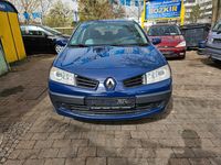 Gebraucht Renault Mégane GrandTour 98 PS (72 kW) 2007 Blau Kombi