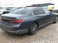 Gebraucht BMW 750L Executive 400 PS (294 kW) 2019 Arktikgrau brillanteffekt Limousine
