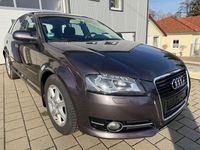 Gebraucht Audi A3 Ambiente 105 PS (77 kW) 2012 Grau Kleinwagen