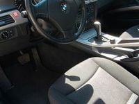 Second-hand BMW 325 218 CP (160 kW) 2005 Gri Berlinǎ