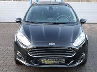 Gebraucht Ford Fiesta Individual 125 PS (91 kW) 2013 Schwarz Limousine