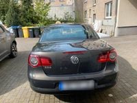 Usata VW Eos 160 CV (117 kW) 2009 Grigio Cabrio