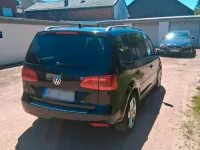 Gebraucht VW Touran Cup 140 PS (102 kW) 2014 Schwarz Van / Kleinbus