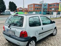 Gebraucht Renault Twingo 59 PS (43 kW) 2004 Silber Kleinwagen