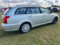 Gebraucht Toyota Avensis Sol 147 PS (108 kW) 2003 Silber Kombi