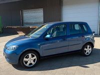 Gebraucht Mazda 2 80 PS (58 kW) 2006 Blau Kleinwagen