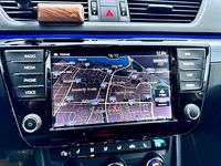 Gebraucht Skoda Superb 150 PS (110 kW) 2017 Weiß Kombi