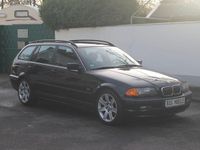 Gebraucht BMW 320 Sport Line 150 PS (110 kW) 2000 Schwarz Kombi