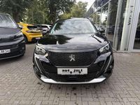 Gebraucht Peugeot e-2008 Allure 100 kW (136 PS) 2021 Perla nera schwarz SUV