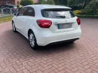 Gebraucht Mercedes A180 122 PS (89 kW) 2018 Weiß Kleinwagen