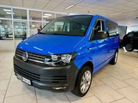 Second-hand VW T6 204 CP (150 kW) 2017 Albastru Van
