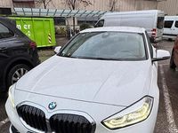 Gebraucht BMW 118 Sport Line 2021 Weiß Kleinwagen
