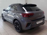 Gebraucht VW T-Roc R-line 150 PS (110 kW) 2023 Indiumgrau metallic/schwarz SUV