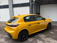 Gebraucht Peugeot 208 75 PS (55 kW) 2020 Gelb Kleinwagen