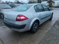 Gebraucht Renault Mégane 113 PS (83 kW) 2004 Silber Limousine