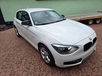 Gebraucht BMW 116 Sport Line 136 PS (100 kW) 2011 Weiß Kleinwagen