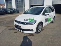 Gebraucht VW Touran Highline 150 PS (110 kW) 2020 Pure white Van / Kleinbus