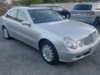 Gebraucht Mercedes E200 146 PS (107 kW) 2003 Silber Limousine