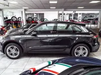 Usata Porsche Macan 445 CV (327 kW) 2023 Grigio SUV