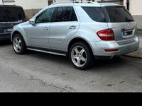 gebraucht Mercedes ML300 W164CDI 7G-Tronic 4 MATIC EURO5 20 ZOL AMG