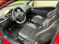 Gebraucht Peugeot 207 95 PS (69 kW) 2008 Rot Kleinwagen