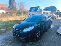 Gebraucht Ford Focus 140 PS (102 kW) 2013 Schwarz Kombi
