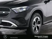 Gebraucht Mercedes GLC300de 197 PS (144 kW) 2025 Schwarz SUV