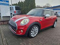 Gebraucht Mini Cooper 136 PS (100 kW) 2017 Blazing red ii metallic Kleinwagen