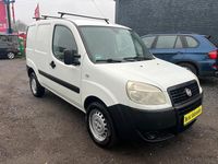 Gebraucht Fiat Doblò 75 PS (55 kW) 2008 Weiß Van / Kleinbus