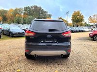 Gebraucht Ford Kuga Titanium 150 PS (110 kW) 2016 Schwarz SUV