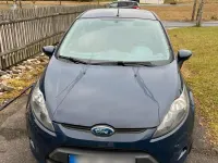 Gebraucht Ford Fiesta 60 PS (44 kW) 2010 Blau Kleinwagen