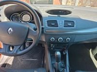 Second-hand Renault Mégane Authentique 101 CP (74 kW) 2013 Roșu Berlinǎ