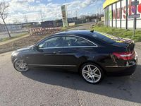 Gebraucht Mercedes E350 Elegance 231 PS (169 kW) 2008 Schwarz Limousine