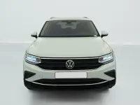 Gebraucht VW Tiguan Active 129 PS (94 kW) 2023 (blanc pur) SUV