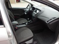 Gebraucht Ford Focus Titanium 125 PS (91 kW) 2018 Silber Limousine