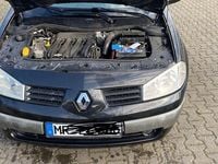 Gebraucht Renault Mégane Cabriolet Dynamique 135 PS (99 kW) 2005 Schwarz Cabrio