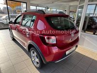 Gebraucht Dacia Sandero Prestige 90 PS (66 kW) 2013 Orange Limousine