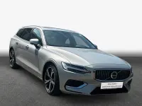 Gebraucht Volvo V60 Ultimate 455 PS (334 kW) 2023 Silber Kombi