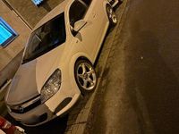 Gebraucht Opel Astra GTC 140 PS (102 kW) 2009 Weiß Coupé