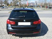 Gebraucht BMW 330 M Sport 252 PS (185 kW) 2015 Schwarz Kombi