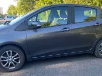Gebraucht Toyota Yaris Comfort 99 PS (72 kW) 2015 Grau Kleinwagen