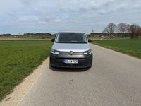 Second-hand VW Caddy 122 CP (89 kW) 2022 Argintiu Monovolum
