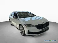 Neu Skoda Superb SportLine 265 PS (194 kW) 2026 Kristallweiß uni Kombi