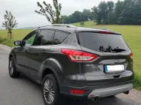 Usado Ford Kuga Titanium 150 HP (110 kW) 2015 Cinzento SUV