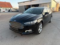 Gebraucht Ford Mondeo Titanium 160 PS (117 kW) 2018 Schwarz Kombi